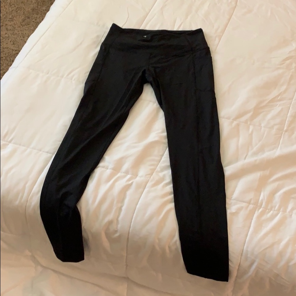 VICTORIA’S SECRET SPORT Knockout Leggings/Tight